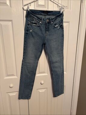 Silver Jeans Women's Light Blue Distressed Skinny Jeans
